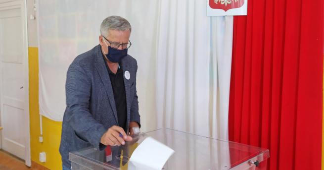 Свят Балотаж на президентските избори в Полша Избирателната активност е
