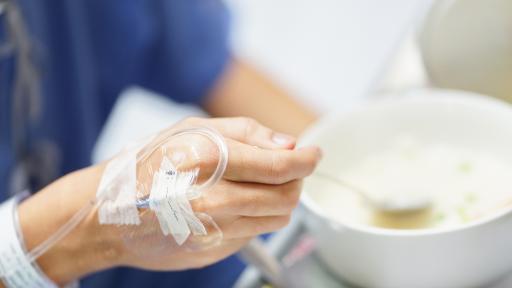  <p>Шокиращи разкрития: Фирма дава <strong>развалена храна</strong> за най-големите <strong>болници</strong> в София</p> 