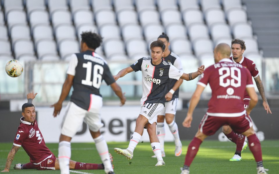 Ювентус води с 2:0 срещу Торино в мач от 30-ия