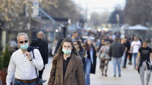  <p>Тревога заради&nbsp;COVID-19, само че болшинството е срещу стягане на мерките&nbsp;&nbsp;</p> 