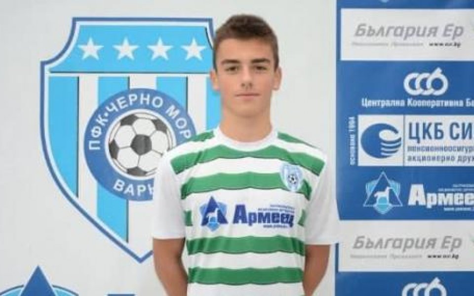 Талантът на Черно море Николай Златев влече в историята на