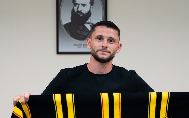 Бивш играч на Ботев Пловдив си намери отбор