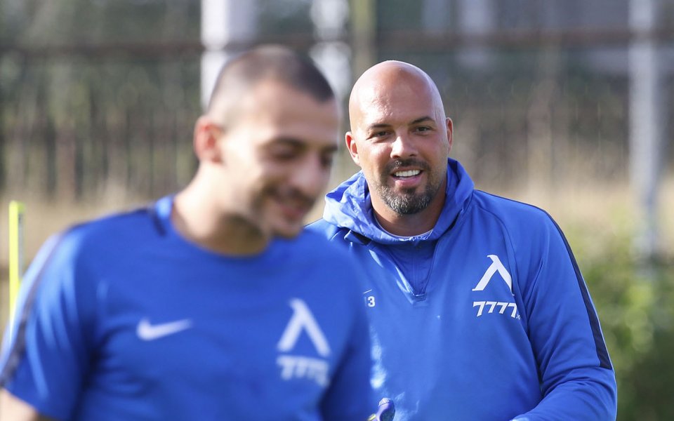 Вратарят Николай Михайлов е свалил около 12 килограма за месец,