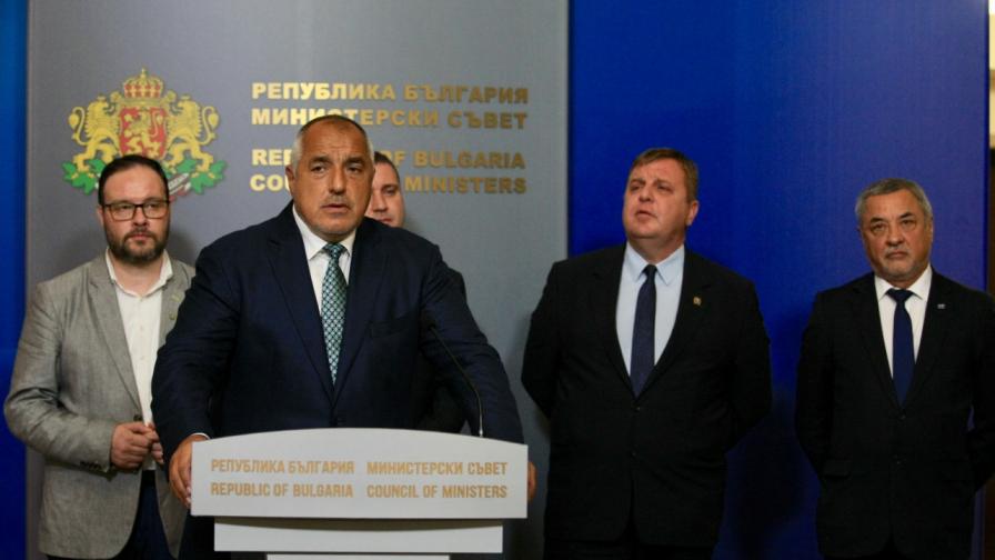  Борисов, Каракачанов и Симеонов разискаха кадрови промени в държавното управление 