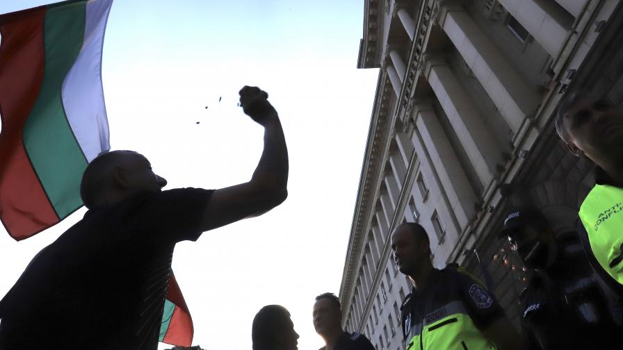  16-и ден на митинги против властта, какво се случва 