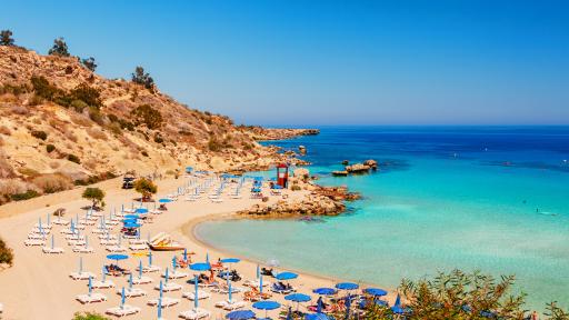  Кипър с ограничавания за идващи от България като за най-рискова страна 