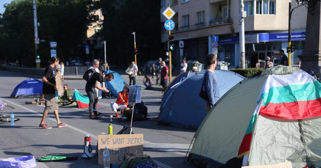 България София осъмна блокирана от протестиращи Организаторите на протеста призоваха