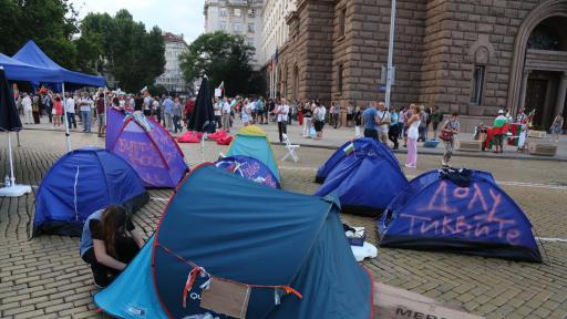 <p>Четирима протестиращи в гладна стачка, един е пред кома</p> 
