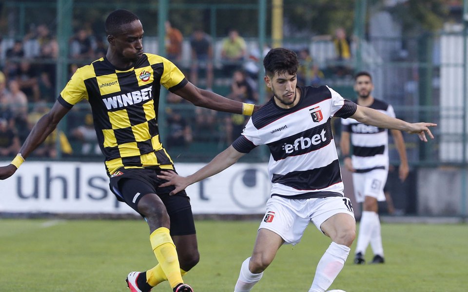 Халфът на Локомотив Пловдив Лукас Салинас сподели, че избора му