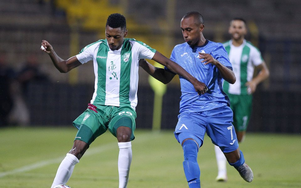 Агентите на Паулиньо явно опитват да вдигнат акциите му преди