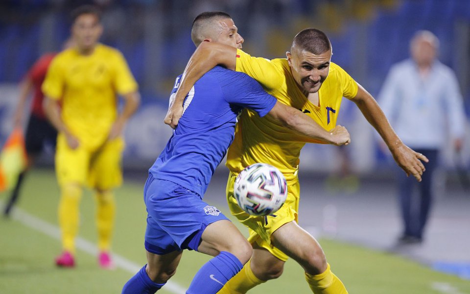 Отборът на Левски посреща летящия високо тим на Арда Кърджали