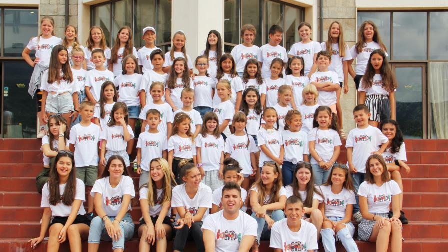 Пощенска банка подкрепя талантливите деца на България
