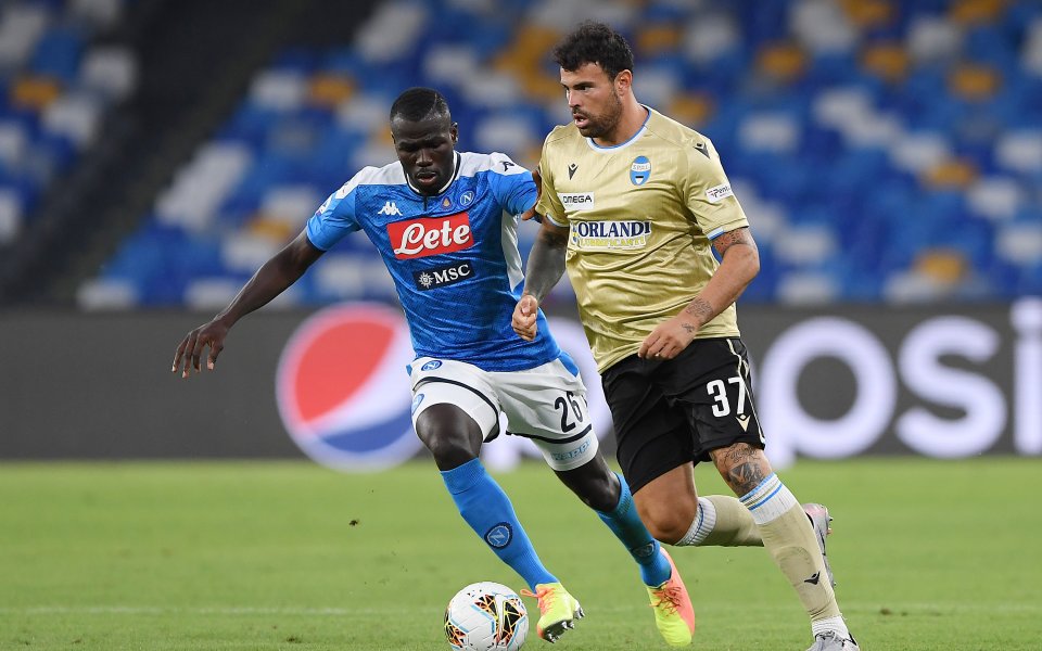 Нападателят на Наполи Андреа Петана е дал положителен тест за