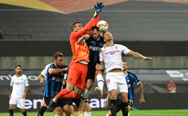 Севиля води с 3 2 срещу Интер в дългоочаквания финал на Лига Европа