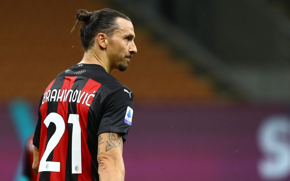 Шведският таран Златан Ибрахимович ще остане част от състава на