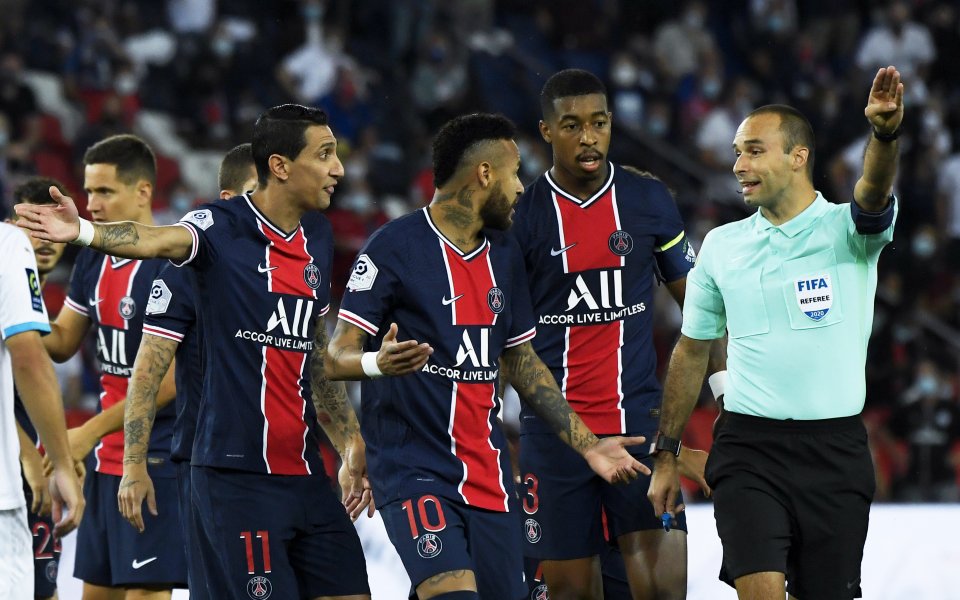 Френският шампион ПСЖ постигна разгромна победа с 4:0 над Дижон