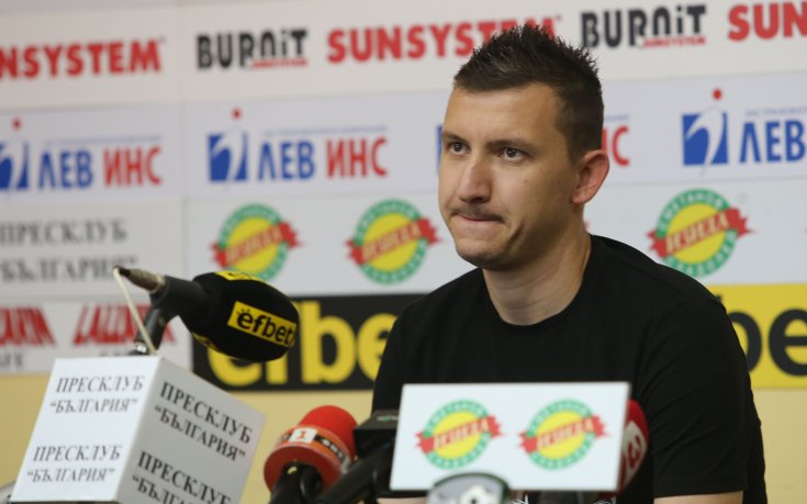 Руският милиардер убедил Тодор Неделев да остане?