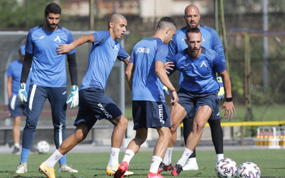 Отборът на Левски проведе открита тренировка, първа за седмицата преди