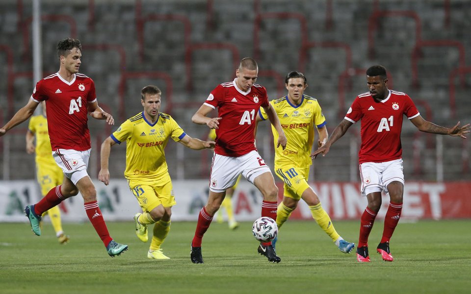 Отборите на ЦСКА и БАТЕ Борисов играят при резултат 0:0
