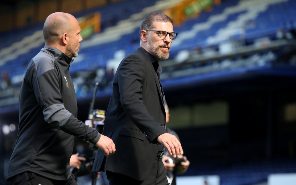 Мениджърът на Уест Бромич - Славен Билич, е обвинен в