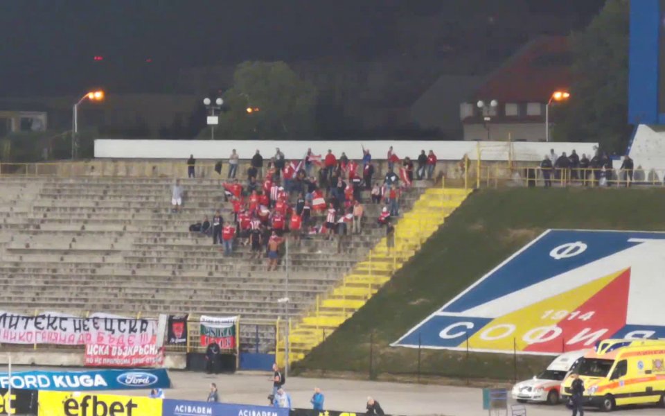 .native-ad-suggested-news { position: relative; margin-bottom: 40px; width: 100%; padding: 20px