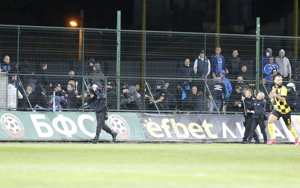 60 часа безвъзмезден труд в полза на обществото и без