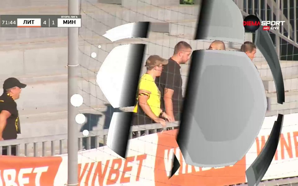 .native-ad-suggested-news { position: relative; margin-bottom: 40px; width: 100%; padding: 20px