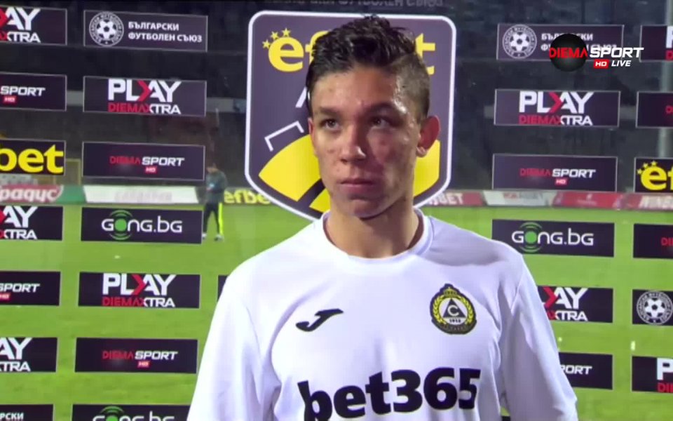 Героят за Славия Филип Кръстев бе щастлив след победата над