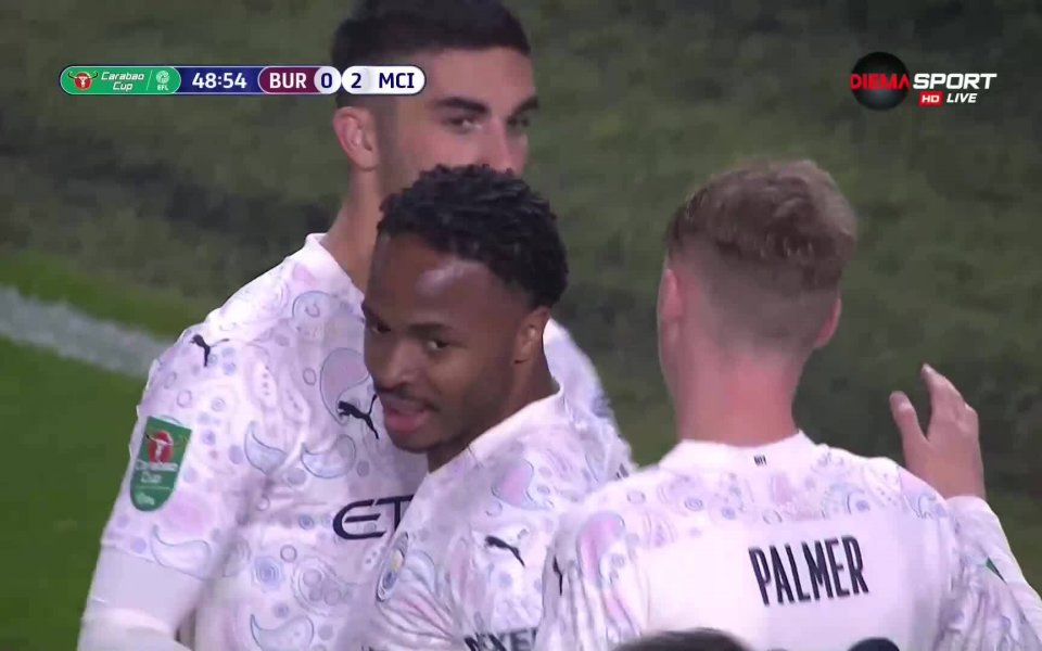 В 49-ата минута Манчетър Сити удвои преднината си срещу Бърнли.