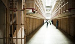 Затвор и 10 000 лв. глоба за мъж, нарушил карантината