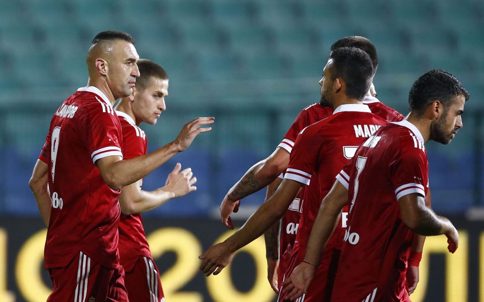 Отборите на Черно море и ЦСКА 1948 откриват 11-ия кръг