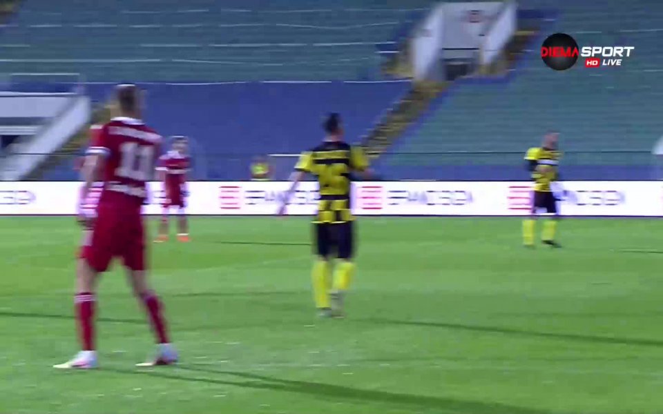 Денислав Александров отново беше в центъра на всичко интересно, след