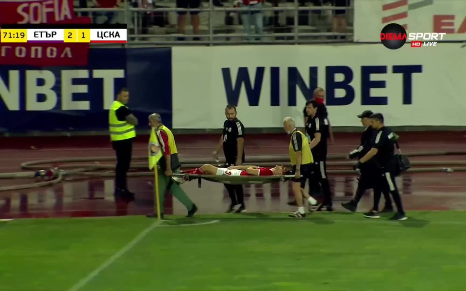 Треньорът на ЦСКА Стамен Белчев имаше сериозни проблеми по време