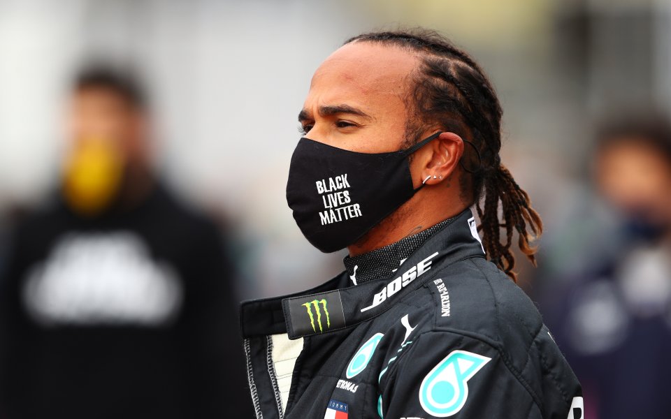 Внесе се яснота защо преговорите между Люис Хамилтън и отбора