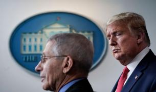 Фаучи: Ще страдаме. Положението не е добро