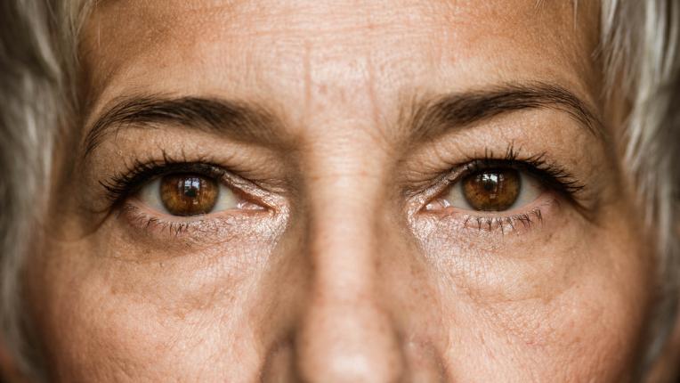  6 извършения за облекчение на изтощени очи 