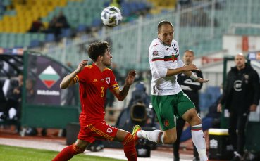 България и Уелс играят при 0 0 в среща от Група