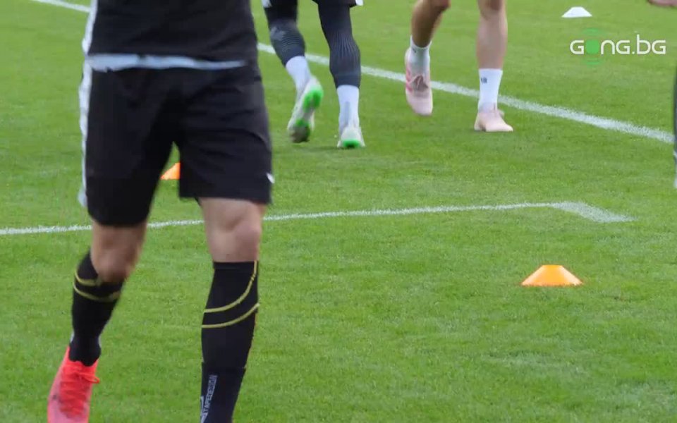 .native-ad-suggested-news { position: relative; margin-bottom: 40px; width: 100%; padding: 20px