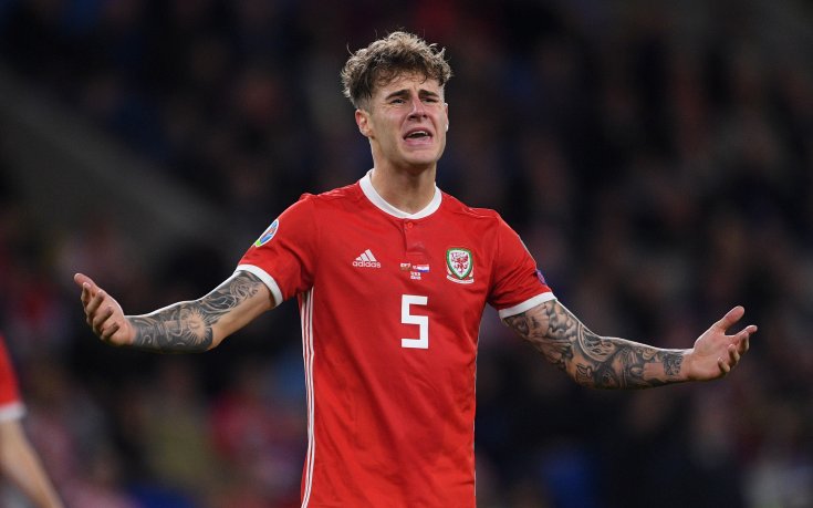 Тотнъм прати защитник в Чемпиъншип