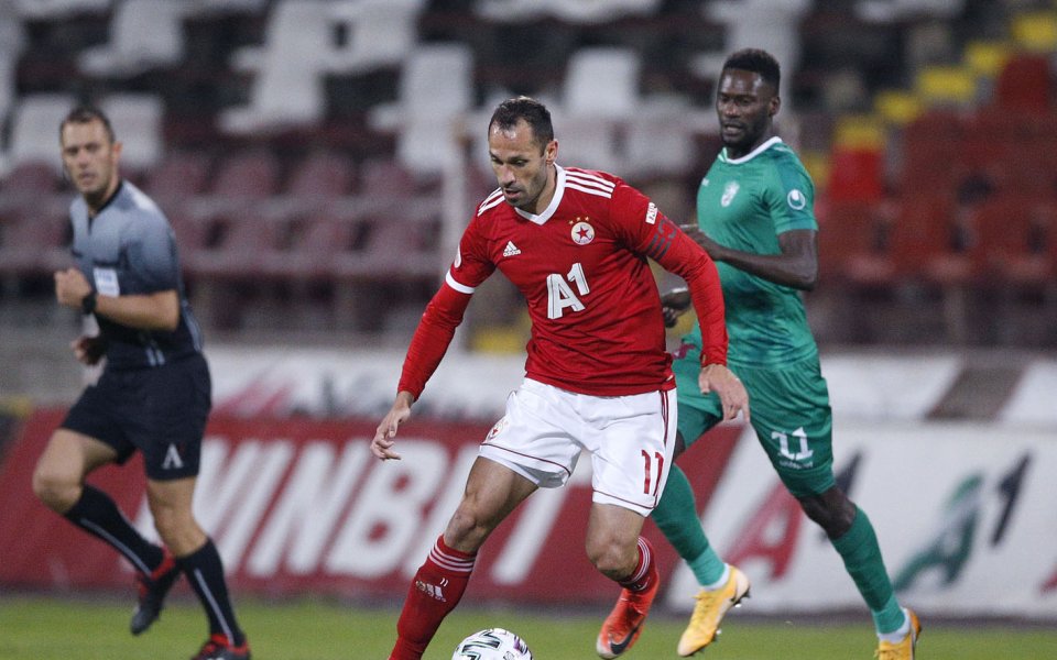 Очакват се поне четирима футболисти на столичния гранд ЦСКА да