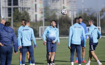 Футболистите на Левски продължават да се готвят за срещата си от Купата