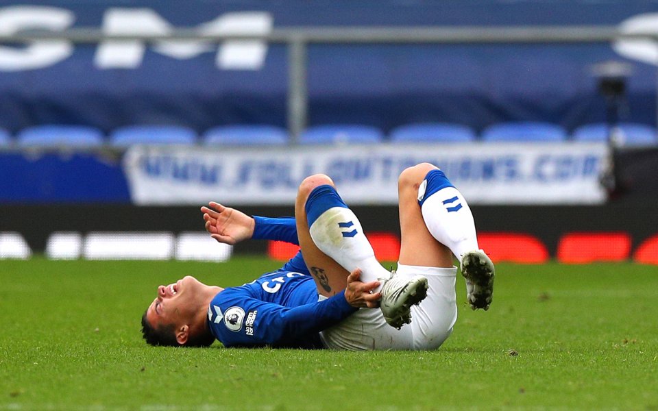 Водачът във Висшата Лига Евертън ще бъде без колумбийската си