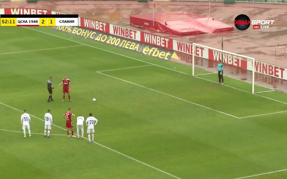 В 53-ата минута Марио Топузов беше повален след индивидуален рейт