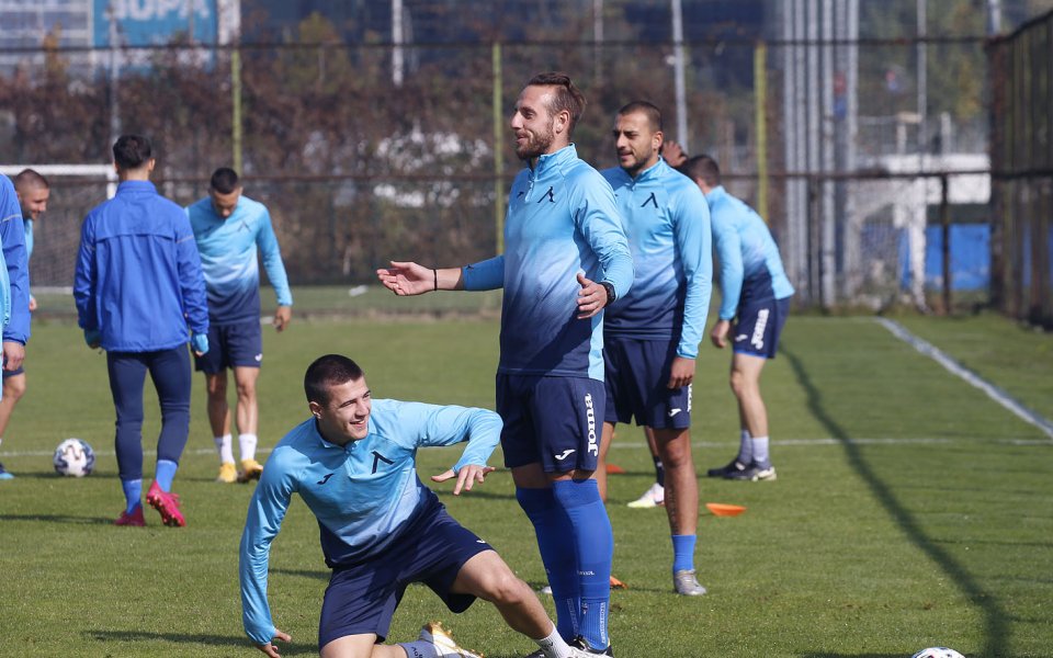 Треньорът на Левски - Славиша Стоянович, не можа да използва