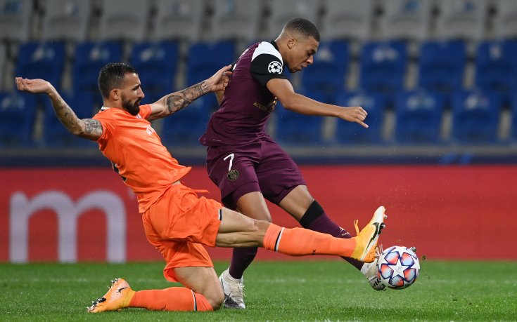 Мбапе прати рекорд на Меси в историята