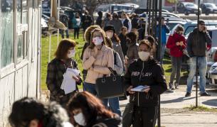 Галъп: Над 50% от българите смятат, че коронавируса е просто силен грип