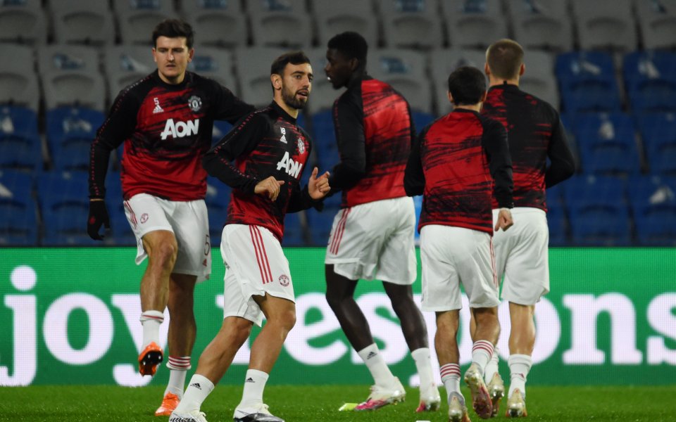 Отборите на Истанбул Башакшехир и Манчестър Юнайтед играят при резултат