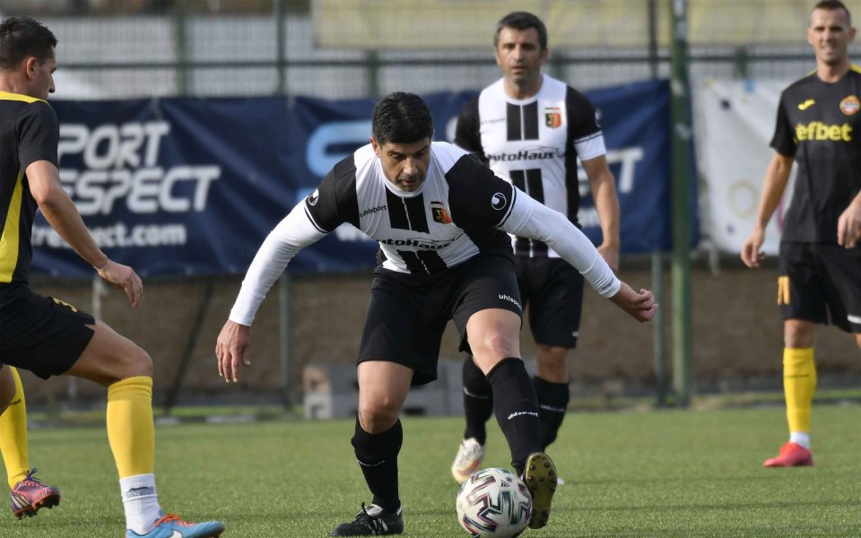 Ветераните на Локомотив Пловдив се класираха за областния финал. &ldquo;Черно-белите&rdquo;