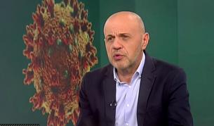 Дончев: Най-тежкият натиск на пандемията ще е през декември