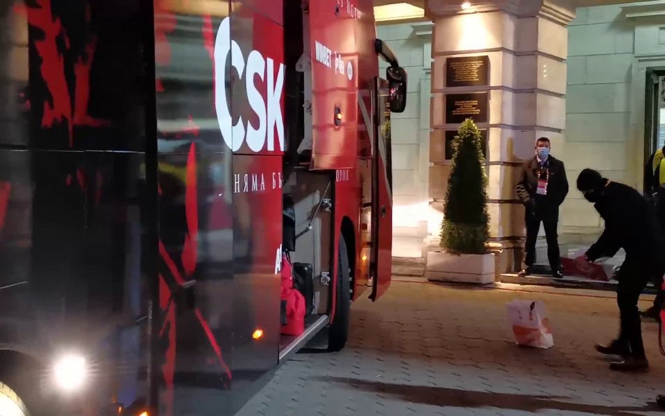 .native-ad-suggested-news { position: relative; margin-bottom: 40px; width: 100%; padding: 20px